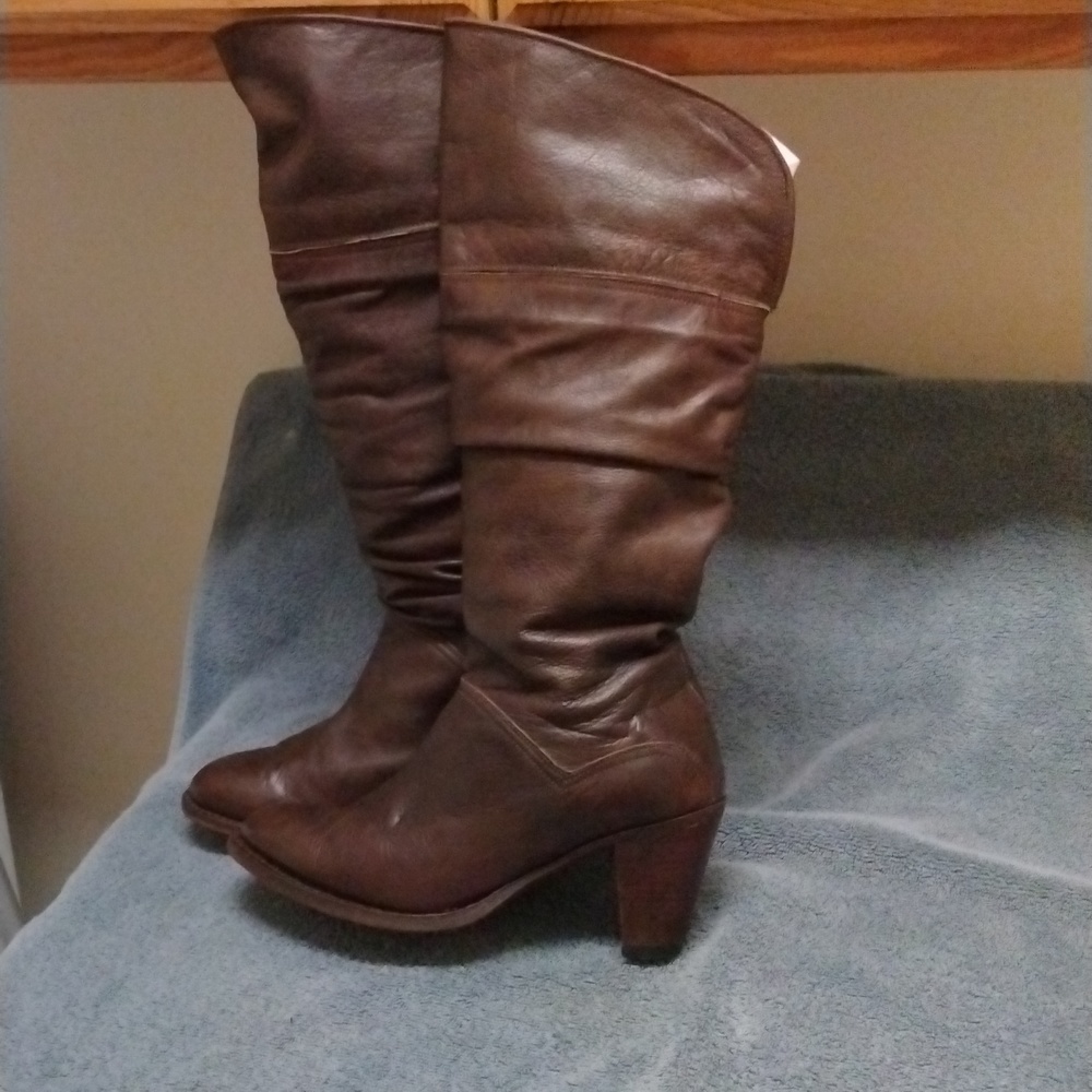 FRYE Vintage Boot made in Spain Slouch boot, Goodyear Welt. Campus sz 9 - Picture 4 of 13
